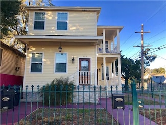 2681 Jasmine St, New Orleans, LA 70122