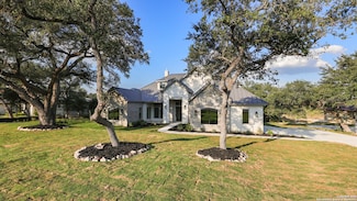 5668 Dry Comal Dr, New Braunfels, TX 78132