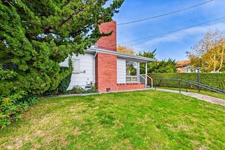 1515 Harris St, Eureka, CA 95503