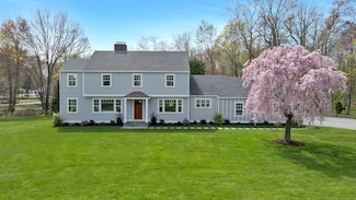 4 Rabbit Ln, Darien, CT 06820