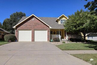 3012 Pinewood Cir, Manhattan, KS 66502