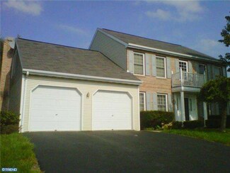 107 Lucinda Ln, Reading, PA 19610