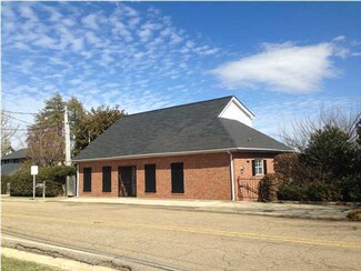 1003 E Brow Rd, Lookout Mountain, TN 37350