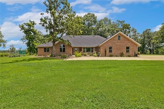 10656 Short Rd, Bentonville, AR 72712