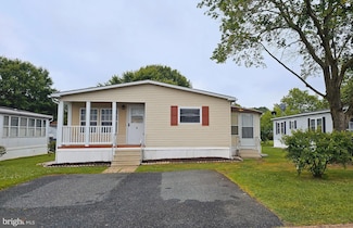 6 Downing St, Easton, MD 21601