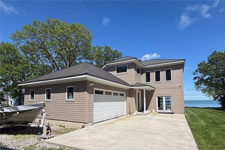 201 Morning Glory Ln, Kelleys Island, OH 43438