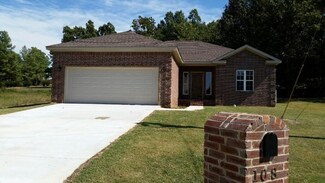 108 Hayden St, Bono, AR 72416
