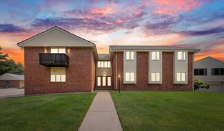 8 Fields E, Champaign, IL 61822