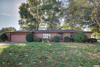 1620 Gayla Dr, Quincy, IL 62305