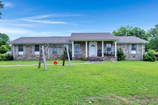 840 1st St, Carbon Hill, AL 35549