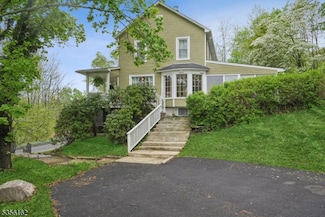 46 Hope Rd, Blairstown, NJ 07825