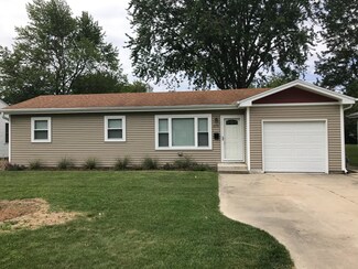675 Jonette Ave, Bradley, IL 60915