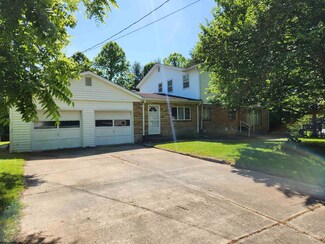 156 Maple Ave, Clarksburg, WV 26301