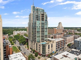 4909 Laclede Ave Unit 701, Saint Louis, MO 63108