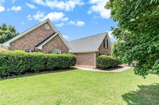 1478 Elena Dr, McDonough, GA 30253