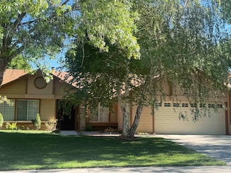 2336 Apache Dr Unit 11, Bishop, CA 93514