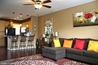 23038 Fontwell Square, Sterling, VA 20166