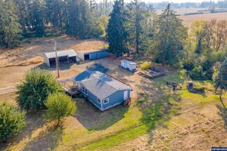 8591 Holmquist Rd SE, Aumsville, OR 97325