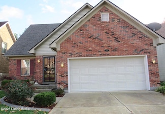 512 Auburn Oaks Dr, Louisville, KY 40214