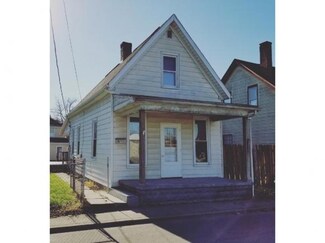 21 Brown St, Greendale, IN 47025