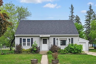 103 Funk Ave, Lakefield, MN 56150