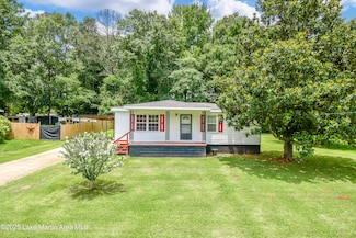1321 Bolton Rd, Alexander City, AL 35010