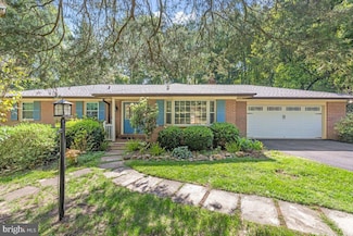 39225 Foxhill Rd, Leesburg, VA 20175