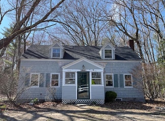 14 Ash Swamp Rd, Scarborough, ME 04074