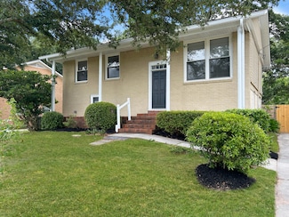1481 Woodview Ln, Charleston, SC 29412