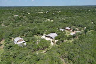 1374 Forest View Dr, Blanco, TX 78606