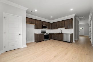 516 Rohan Dr, Murfreesboro, TN 37129