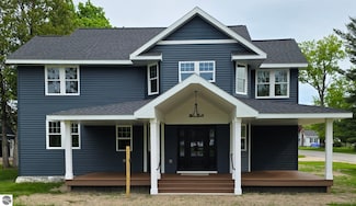 302 W Dresden St, Kalkaska, MI 49646