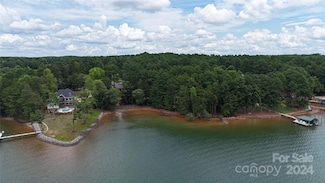 106 Parkview Ln, Troutman, NC 28166