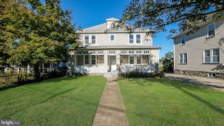 307 W Wayne Ave, Wayne, PA 19087