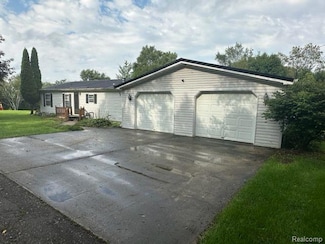 1715 S Lapeer Rd, Lapeer, MI 48446