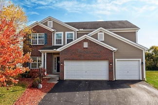 618 Preston Trails Dr, Pickerington, OH 43147