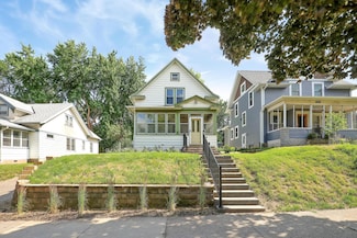 242 Baker St W, Saint Paul, MN 55107