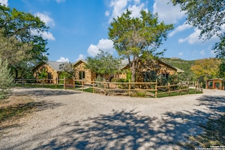 701 Riverbend Blvd, San Marcos, TX 78666