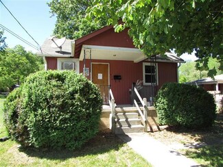 414 E Phillip St, Covington, VA 24426