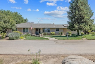 19940 E South Ave, Reedley, CA 93654