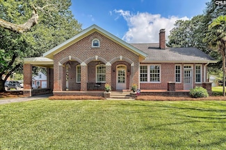 322 Saluda Ave, Batesburg, SC 29006