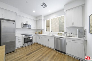 316 Bridgewater Way Unit 4, Gardena, CA 90247