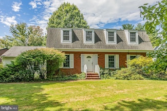 32 Woodlane Rd, Lawrence Township, NJ 08648
