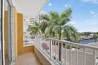 100 NE 6th St Unit 306, Boynton Beach, FL 33435
