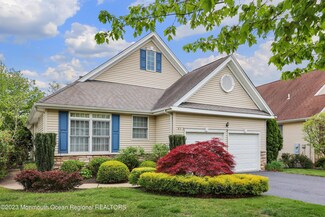 83 Londonberry Dr, Holmdel, NJ 07733