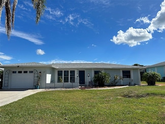 45 Oakland Hills Ct, Rotonda West, FL 33947