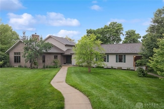 402 Wilson Park Dr, Miamisburg, OH 45342