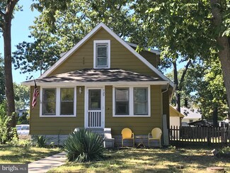 720 Kayser Ave, Pine Hill, NJ 08021