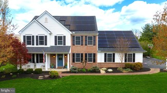 4233 Britain Dr, York, PA 17402