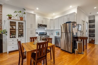 584 Vanderbilt Ave Unit 1, Brooklyn, NY 11238